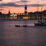 Botel 